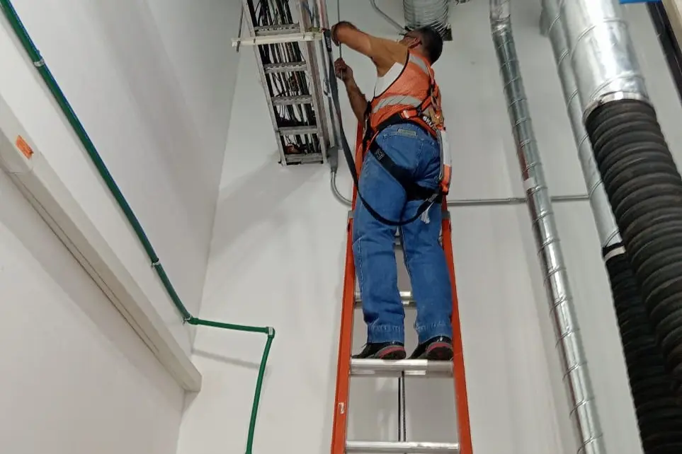 Tuberia aerea interior