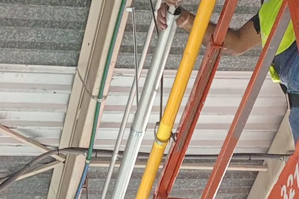 Tuberia aerea interior