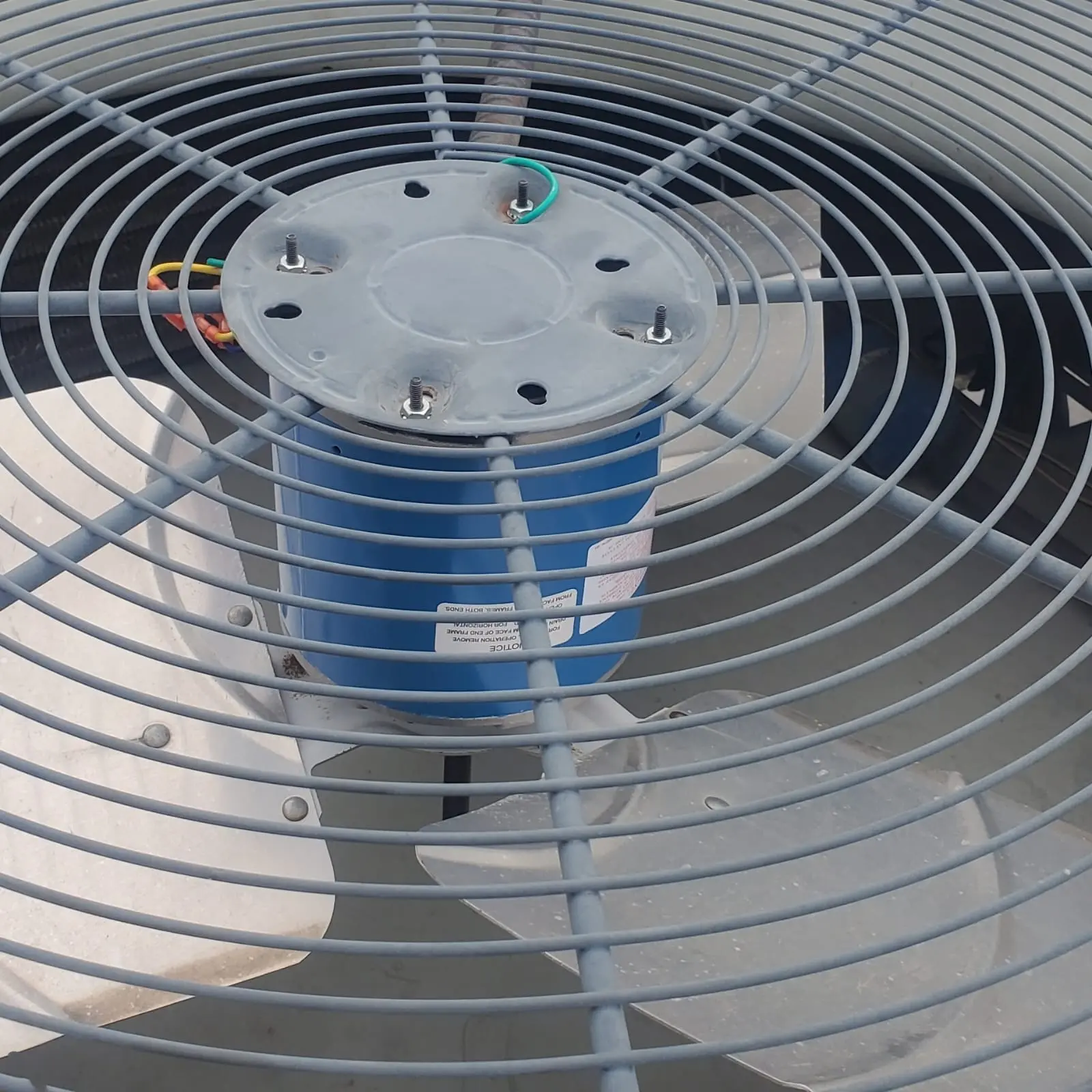 Cambio de motor abanico unidad paquete Trane